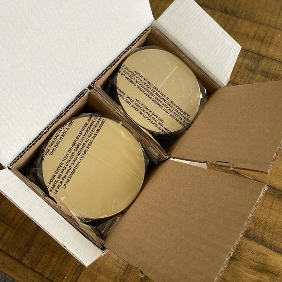 Z Gallerie Accents Z Gallerie Storage Duo Set Of 2 Ceramic Canisters Gold Lids 25x4 In 84oz